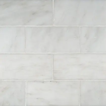 Arabescato Cararra backsplash tile
