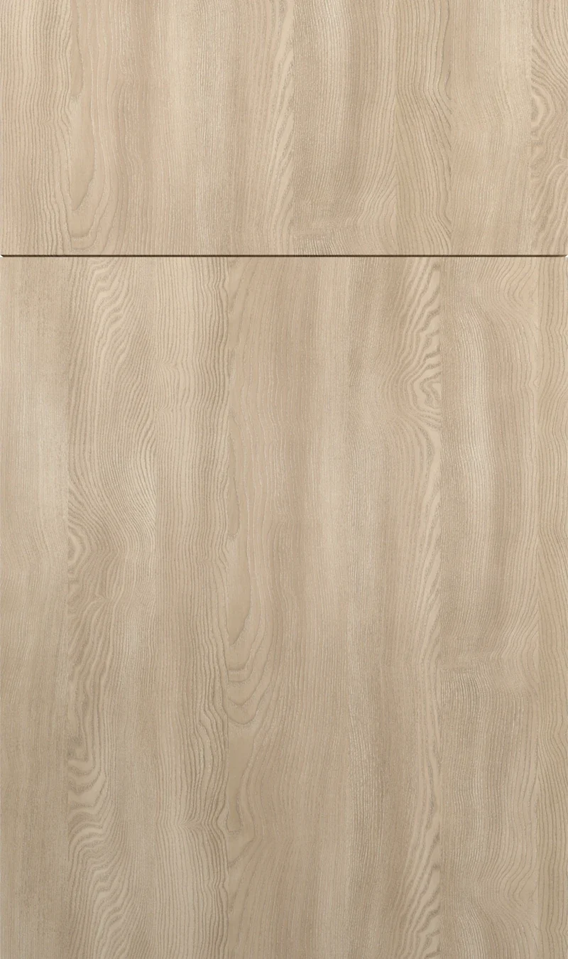 Fabuwood Como Ash cabinet door sample