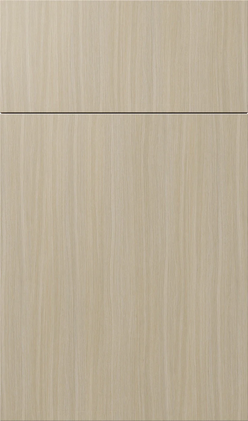 Fabuwood Ferrara Oak cabinet door sample